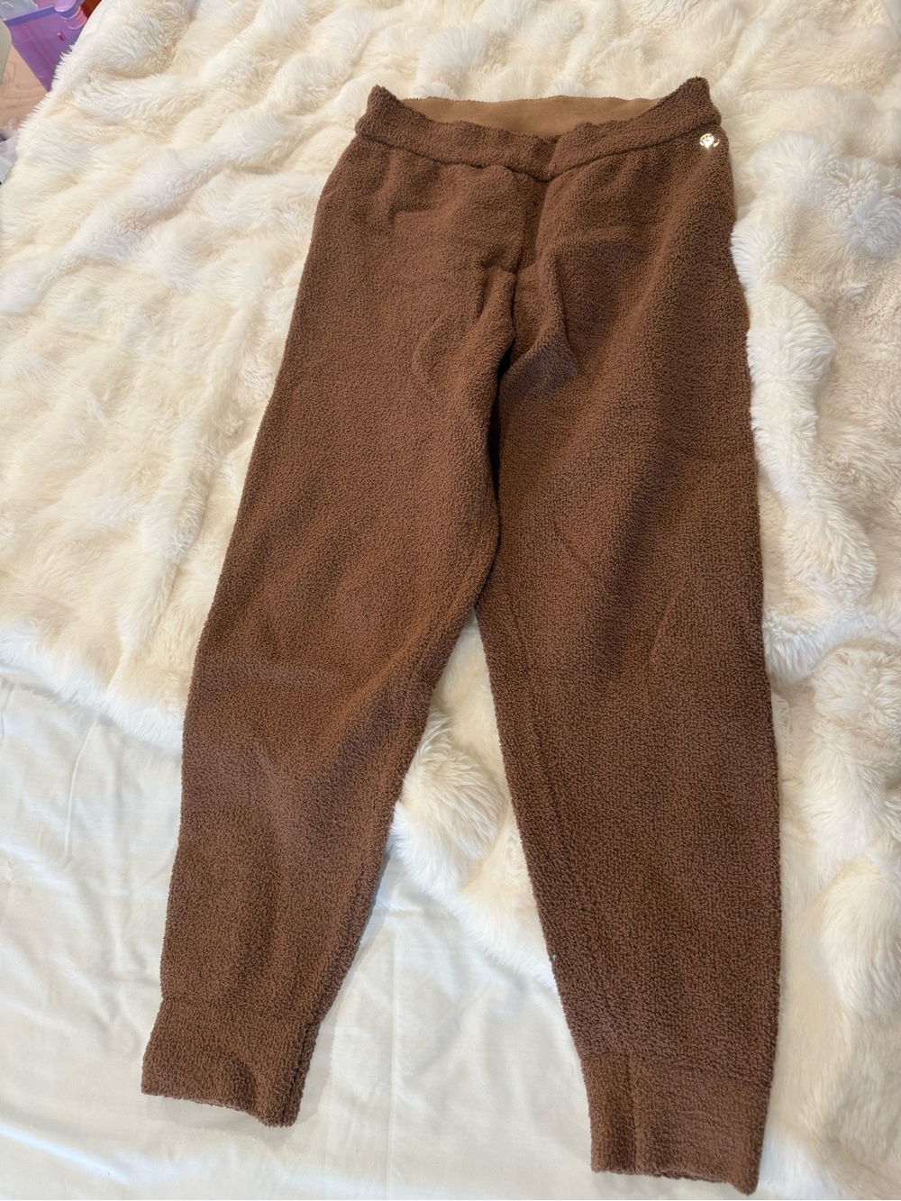 Buffbunny teddy set  Brown Sherpa Lounge Set - Cropped Pullover & Joggers - Picture 6 of 6